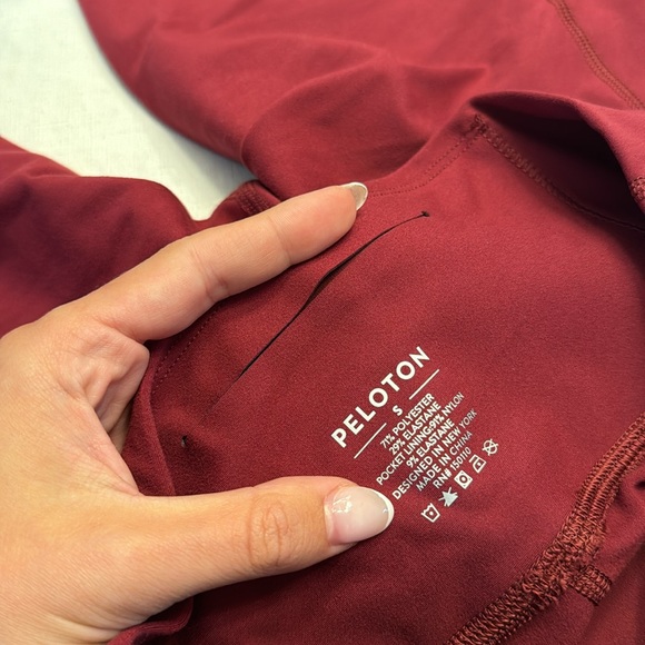 PELOTON Cadent High Rise Pocket Legging Burgundy - Picture 5 of 5